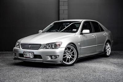 1999 Toyota Altezza - Thumbnail