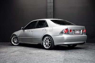 1999 Toyota Altezza - Thumbnail