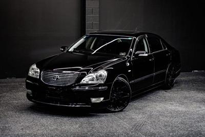 2005 Toyota Crown - Thumbnail