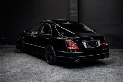 2005 Toyota Crown - Thumbnail