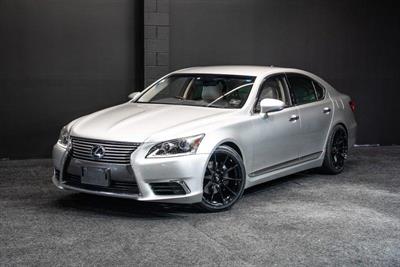 2013 Lexus LS 460 - Thumbnail