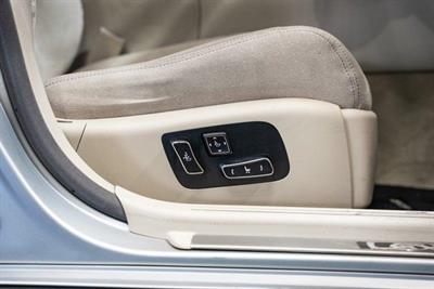 2013 Lexus LS 460 - Thumbnail