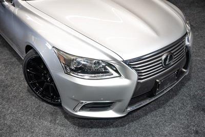 2013 Lexus LS 460 - Thumbnail
