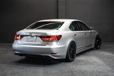 2013 Lexus LS 460 - Thumbnail