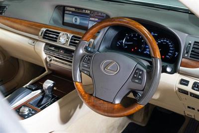 2013 Lexus LS 460 - Thumbnail