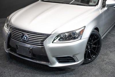 2013 Lexus LS 460 - Thumbnail