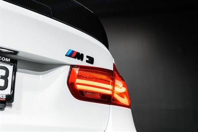 2017 BMW 3 Series - Thumbnail