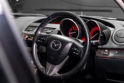 2011 Mazda Axela - Thumbnail