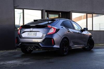 2017 Honda Civic - Thumbnail