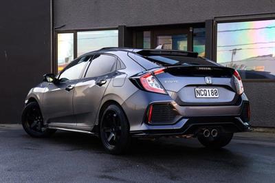 2017 Honda Civic - Thumbnail