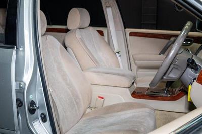 2003 Toyota Crown - Thumbnail