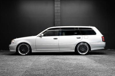 2003 Toyota Crown - Thumbnail