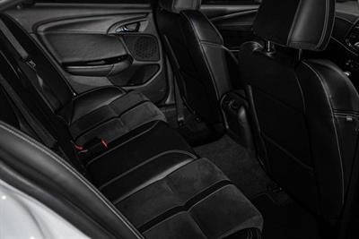 2014 Holden Commodore - Thumbnail