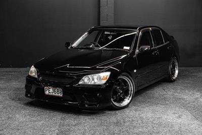 1999 Toyota Altezza - Thumbnail