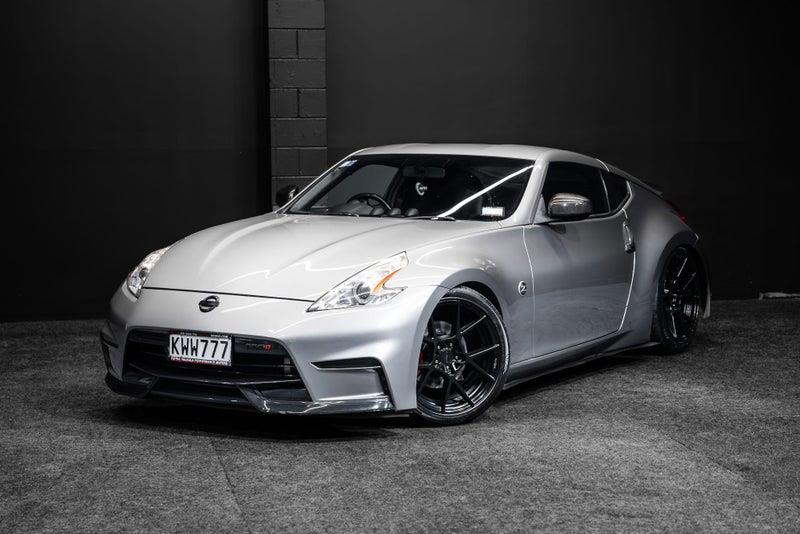 2009 Nissan Fairlady