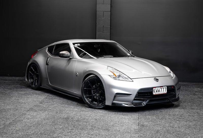 2009 Nissan Fairlady