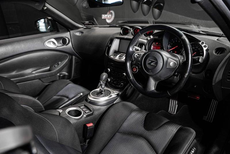 2009 Nissan Fairlady