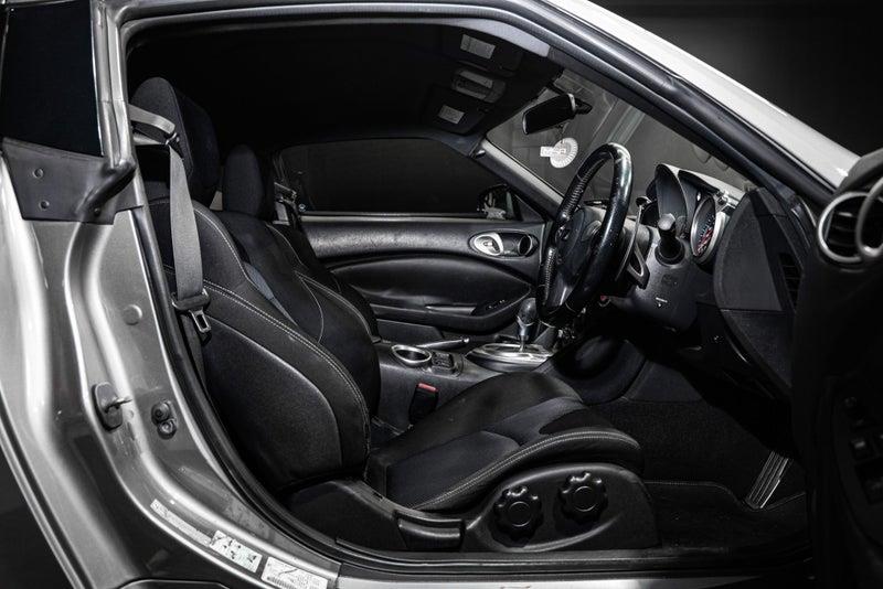 2009 Nissan Fairlady