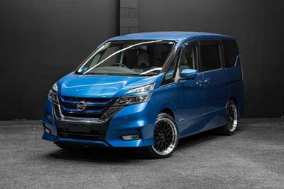 2018 Nissan Serena - Thumbnail