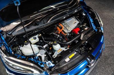 2018 Nissan Serena - Thumbnail