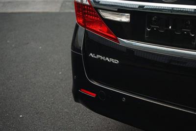 2012 Toyota Alphard - Thumbnail