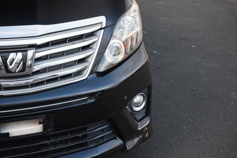 2012 Toyota Alphard