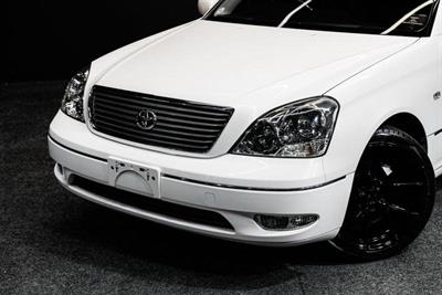 2002 Toyota Celsior - Thumbnail