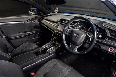 2018 Honda Civic - Thumbnail