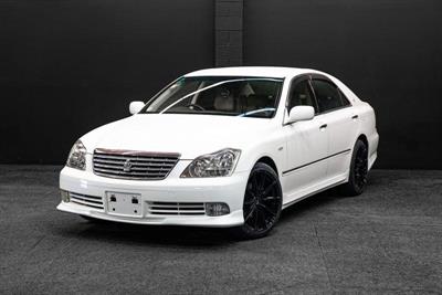 2005 Toyota Crown