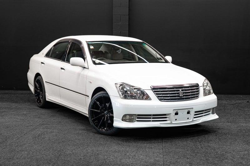 2005 Toyota Crown