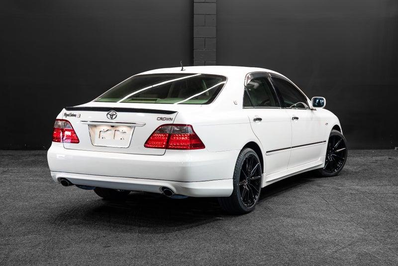 2005 Toyota Crown