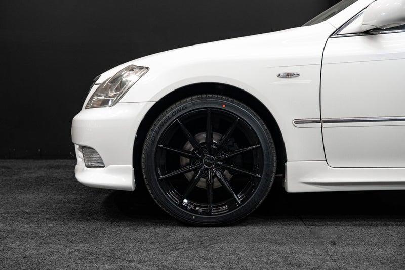 2005 Toyota Crown