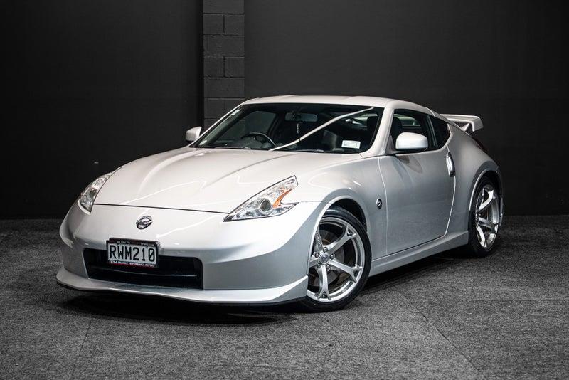 2010 Nissan Fairlady
