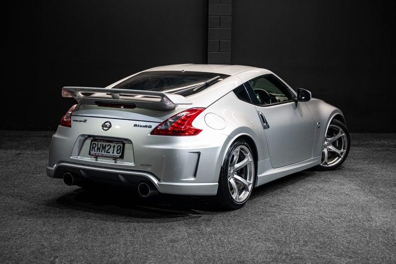 2010 Nissan Fairlady