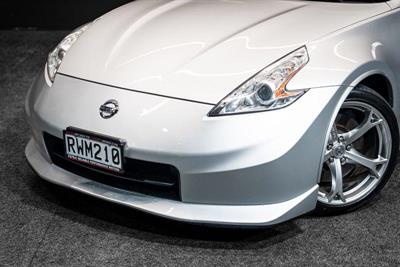2010 Nissan Fairlady - Thumbnail