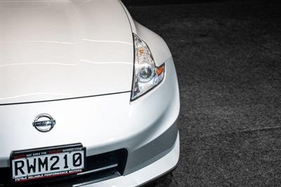 2010 Nissan Fairlady - Thumbnail
