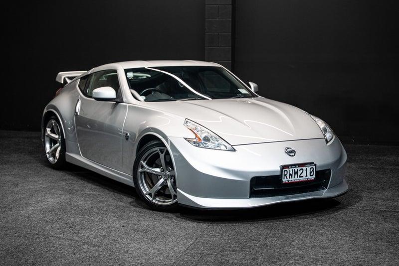2010 Nissan Fairlady