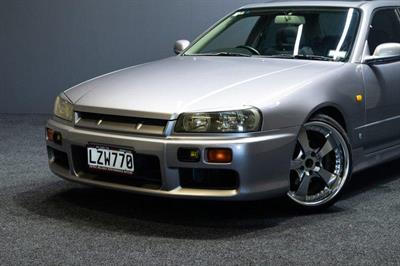 1998 Nissan Skyline - Thumbnail