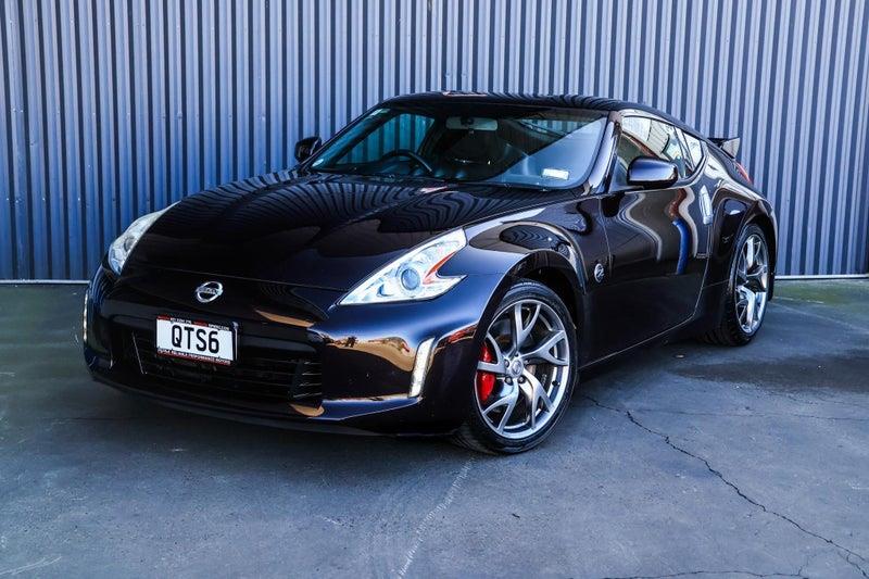 2014 Nissan Fairlady