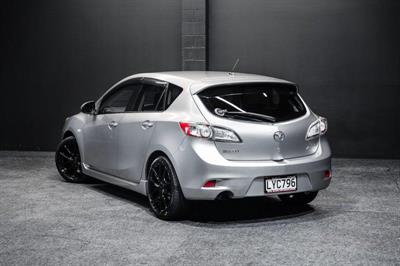 2012 Mazda Axela - Thumbnail