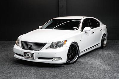 2007 Lexus LS 460 - Thumbnail