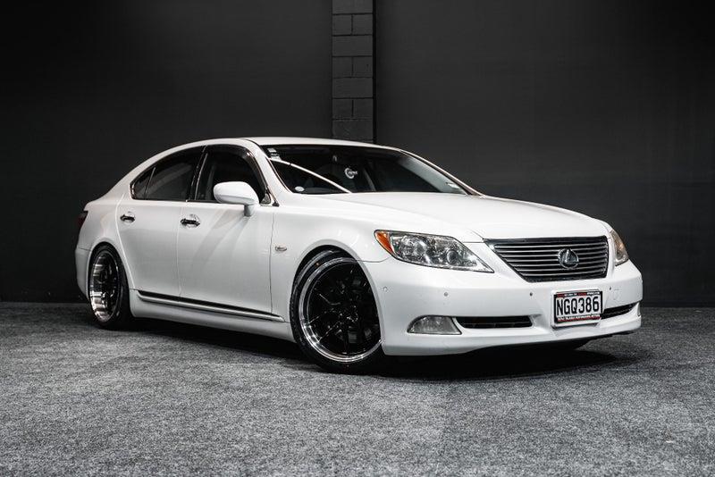 2007 Lexus LS 460