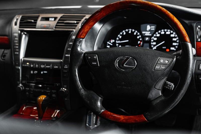 2007 Lexus LS 460
