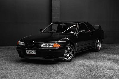 1994 Nissan Skyline - Thumbnail