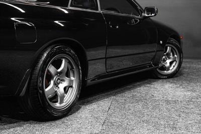 1994 Nissan Skyline - Thumbnail