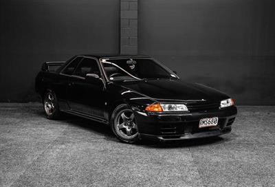 1994 Nissan Skyline - Thumbnail