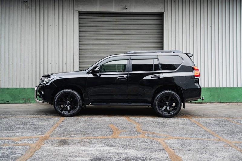 2021 Toyota Land Cruiser