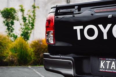 2017 Toyota Hilux - Thumbnail