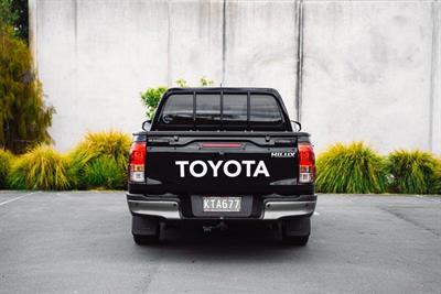 2017 Toyota Hilux - Thumbnail