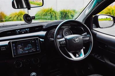 2017 Toyota Hilux - Thumbnail